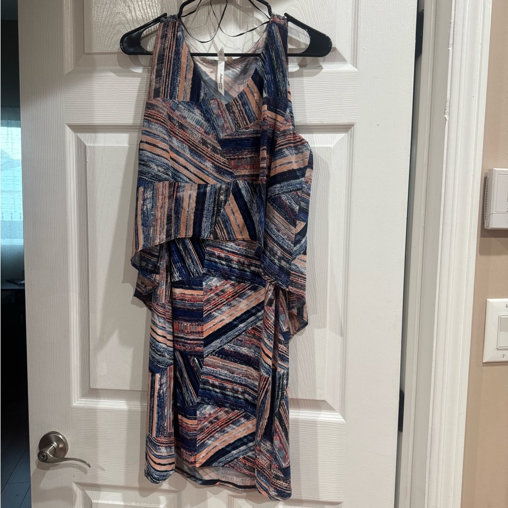 Tiered Overlay Sleeveless Dress in Navy and Blush